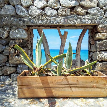 La Casa A Mare B&B Messina Bagian luar foto