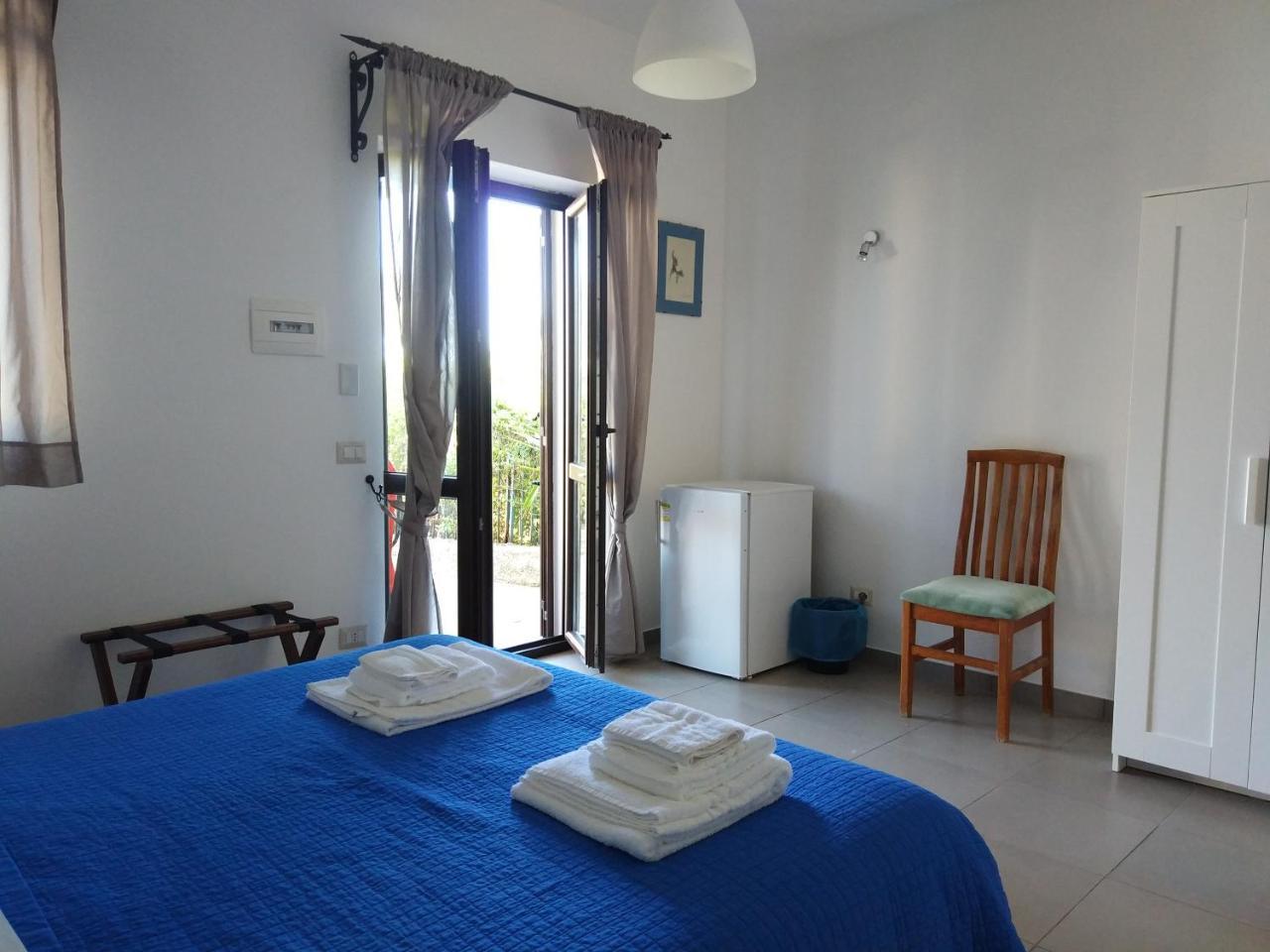 La Casa A Mare B&B Messina Bagian luar foto