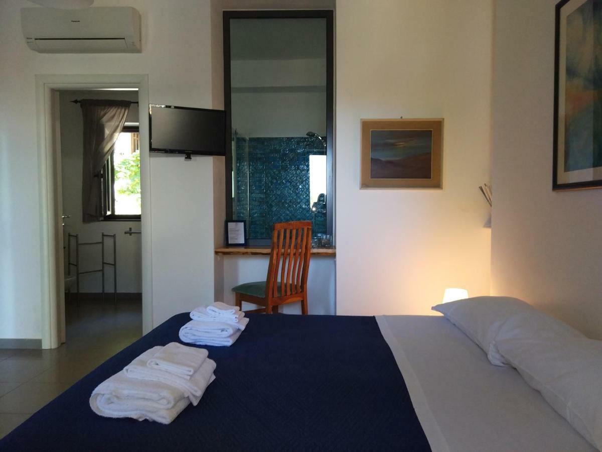 La Casa A Mare B&B Messina Bagian luar foto